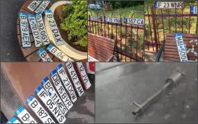 Apele revărsate pe străzile din București după furtună au "furat" zeci de plăcuțe de înmatriculare și chiar o țeavă de eșapament