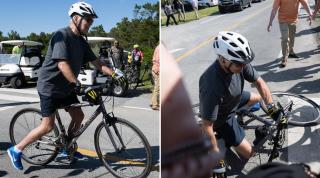 Joe Biden a căzut de pe bicicletă