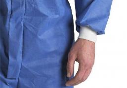 (P) Ce specificații trebuie să aibă combinezoanele de lucru, pentru protecție maximă?