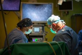 Operație revoluționară de reconstrucție vaginală. Povestea fetei care s-a născut fără vagin și fără uter