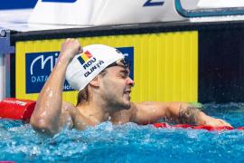 Robert Glinţă s-a calificat în semifinalele probei de 50 m spate la Mondialele de la Budapesta. Românul luptă vineri pentru finală