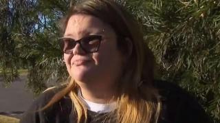 O tânără de 26 de ani din Australia a moştenit o avere de peste 8 milioane de dolari de la tatăl ei. Motivul pentru care femeia trăieşte din ajutor social