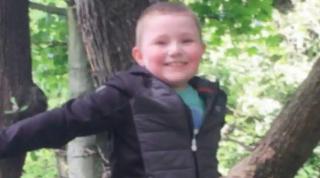 "Un accident stupid”. Un băiețel de 8 ani a murit, după ce a inhalat heliu dintr-un balon, la propria sa aniversare, în Irlanda