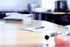 Ţara care le permite oamenilor să-şi schimbe numele de familie fără să aibă un motiv bine întemeiat