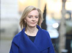 Liz Truss, șefa diplomației de la Londra, intră în cursa pentru șefia Partidului Conservator