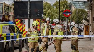 Primarul Londrei anunţă că pompierii au avut marţi "cea mai aglomerată zi de muncă de după al Doilea Război Mondial"