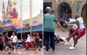 Bătaie pentru un loc la coadă: O familie a primit interdicţie pe viaţă la DisneyWorld