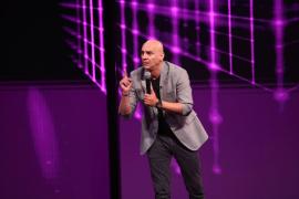 Sâmbăta aceasta, la Stand-Up Revolution, Teo provoacă la duel perechi surprinzătoare de concurenți din echipa sa