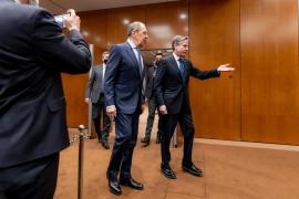 Lavrov va "acorda atenţie" solicitării de convorbire a lui Blinken, atunci când "timpul îi va permite". Reacţia venită de la Washington