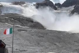 Cel puţin 5 oameni au murit în Alpi după prăbuşirea unui gheţar