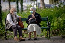 femei în București