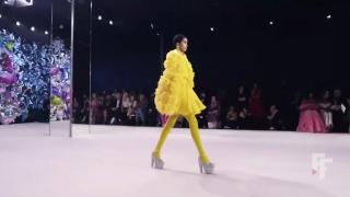 Dior, în stil ucrainean. La Săptămâna Modei de la Paris, ținutele au fost inspirate de stilul est-european