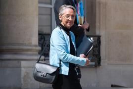 Opoziţia de stânga din Franţa, moţiune de cenzură contra Guvernului după eşecul suferit de alianţa lui Macron