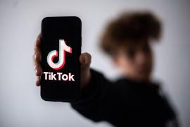 TikTok dat în judecată pentru moartea a două fetiţe