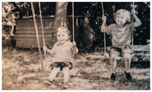 Boala bărbatului a fost declanșată de o căzătură la un meci de fotbal, când avesta avea doar 8 ani