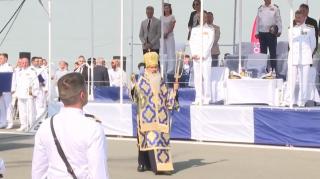 Slujba oficiată de IPS Teodosie, de Ziua Marinei, a fost întreruptă de organizatori. "Îi compătimesc. Vor răspunde înaintea lui Dumnezeu"