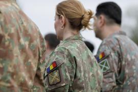Stagiu militar voluntar pentru românii cu vârste între 18 și 35 de ani. Beneficiile ce îi aşteaptă pe cei care se înscriu