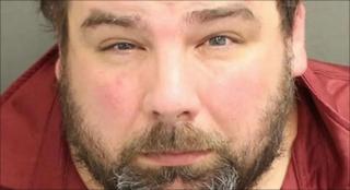 Copilul era supus la pedepse odioase, de către ambii părinți ai săi