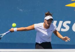 Bianca Andreescu s-a calificat în turul 2 la US Open. A avut nevoie de aproape 2 ore pentru o victorie în 3 seturi