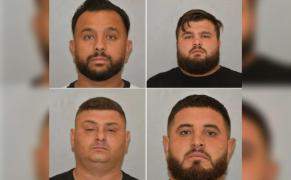 Patru români, înşelătorie în Hawaii. Au fost arestaţi după ce ar fi păcălit mai mulţi localnici cu bijuterii contrafăcute