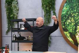 Sezon aniversar Chefi la cuțite, din toamnă, la Antena 1. Sorin Bontea, Florin Dumitrescu și Cătălin Scărlătescu sărbătoresc reuniunea de 10 ani cu cea mai savuroasă competiție culinară
