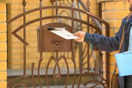 Un poştaş din Paşcani n-a mai plătit pensiile unor vârstici şi a plecat cu banii în concediu