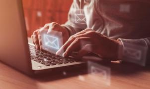 Este pentru prima dată în șapte ani când Biroul Comisarului pentru Informații (ICO) emite o astfel de notificare.