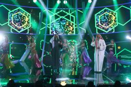 Te cunosc de undeva! Emi şi Cuza, nevoiţi să înveţe 4 pagini de versuri în arabă