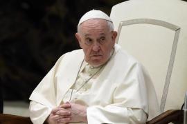 Papa Francisc a dizolvat sâmbătă conducerea Cavalerilor de Malta