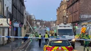 Trei persoane şi un câine au murit într-un incendiu la un hotel din Scoţia