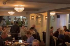 O femeie şi-a văzut soţul mort într-un clip promoţional al unui restaurant din Anglia. Bărbatul era mort de 9 ani