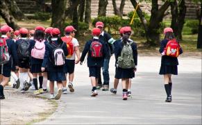 Căutări de amploare ale poliției japoneze, după ce o persoană a trimis amenințări cu bomba în sute de școli