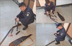 Doi bărbaţi au tras cu arma în curtea unei biserici din Bacău. Voiau să alunge spiritele rele