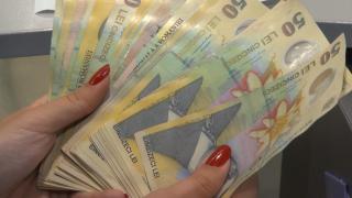 O femeie din Iaşi a plătit 4 ani rate la bancă, dar în final a realizat că achitase doar 1,3 lei din datorie