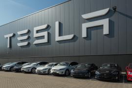 Chiar dacă piața mașinilor electrice din SUA este în creștere, Tesla pierde teren. Vânzările constructorului auto, la cel mai mic nivel din istorie