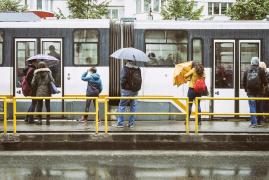 Vremea de mâine 14 octombrie. Temperaturi de vară în weekend. De săptămâna viitoare, revine frigul