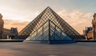 Alertă de securitate la Luvru. Cel mai mare muzeu din lume a fost evacuat