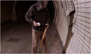 Cluj, terorizat de doi adolescenţi care jefuiau oamenii înarmaţi cu bâte şi cuţite. Poliţiştii spun că nu se cunoşteau între ei