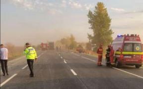 Accident mortal cu o mașină și două TIR-uri, în Ialomița. Tragedia s-a produs azi dimineață pe DN2 Bucureşti-Buzău, între Urziceni şi Cotorca
