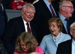 Alex Ferguson şi Cathy Ferguson au fost împreună aproape 60 de ani