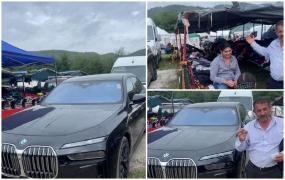 "Tată, dacă vrei mașină de asta la poartă, trebuie să muncești”. Bolid de lux, la un târg de vechituri din Cluj