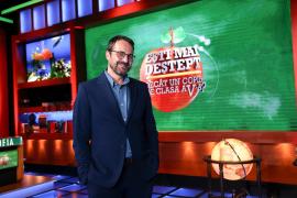 Andrei Aradits prezintă "Eşti mai deştept decât un copil de clasa a V-a", din 20 noiembrie, la Antena 1