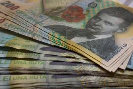 De la 8.400 lei la 4.800 de lei pensia. Proteste ale românilor care se plâng că vor ajunge cu venitul la jumătate