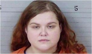 O mamă din SUA și-a înfășurat copilul într-o perdea de duș și i-a tăiat gâtul "ca să fie cu Dumnezeu”