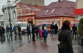 Pietoni spulberați pe trotuar de o camionetă, în Zărnești. Șoferul avea "alte preocupări" în momentul tragediei