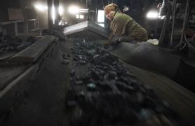 Premieră în Ucraina. Femei la lucru în mină, după ce bărbații au plecat pe front