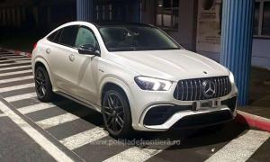 Bolid de 120.000 de euro furat din Marea Britanie, depistat la vama Moraviţa. Românul voia să intre cu Mercedes-ul în ţară