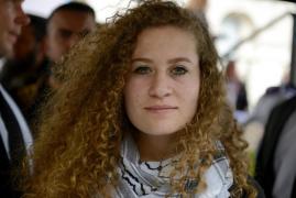 Activista Ahed Tamimi, arestată de armata isreliană pentru "incitare la ură". Cum a devenit un simbol al cauzei palestiniene în întreaga lume