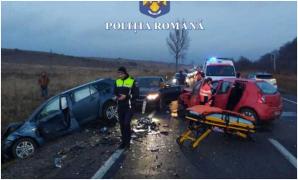 Carambol cu șase mașini, pe DN 1, în Brașov. Două persoane au fost rănite, după ce vehiculele s-au izbit violent