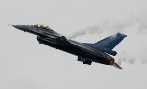 Un F16 al Armatei SUA s-a prăbuşit în Marea Galbenă, în apropiere de Coreea de Sud. Pilotul a reuşit să se salveze